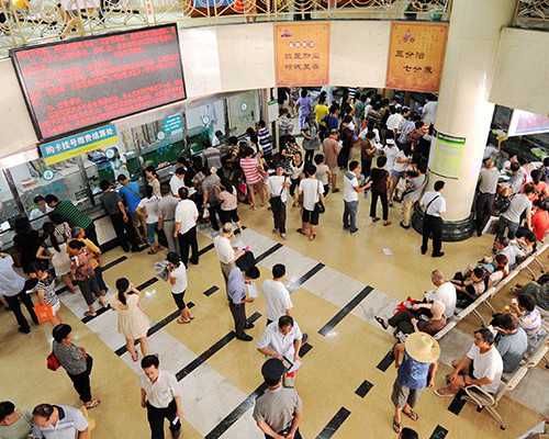 深圳做第二代代生中介哪家好需要多少钱?影响费用的因素有哪些?